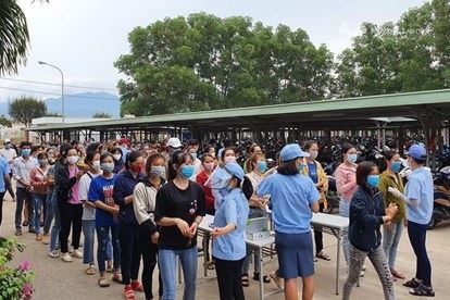 Kẹt tiền bán lô đất 1000m2 sổ hồng riêng, giá 339 triệu, sát dân, gần chợ, trường học