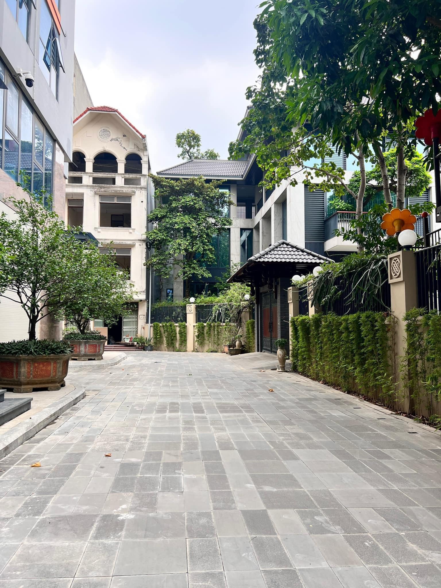 Chính chủ bán nhà phố Láng Hạ, lô góc, giá tốt