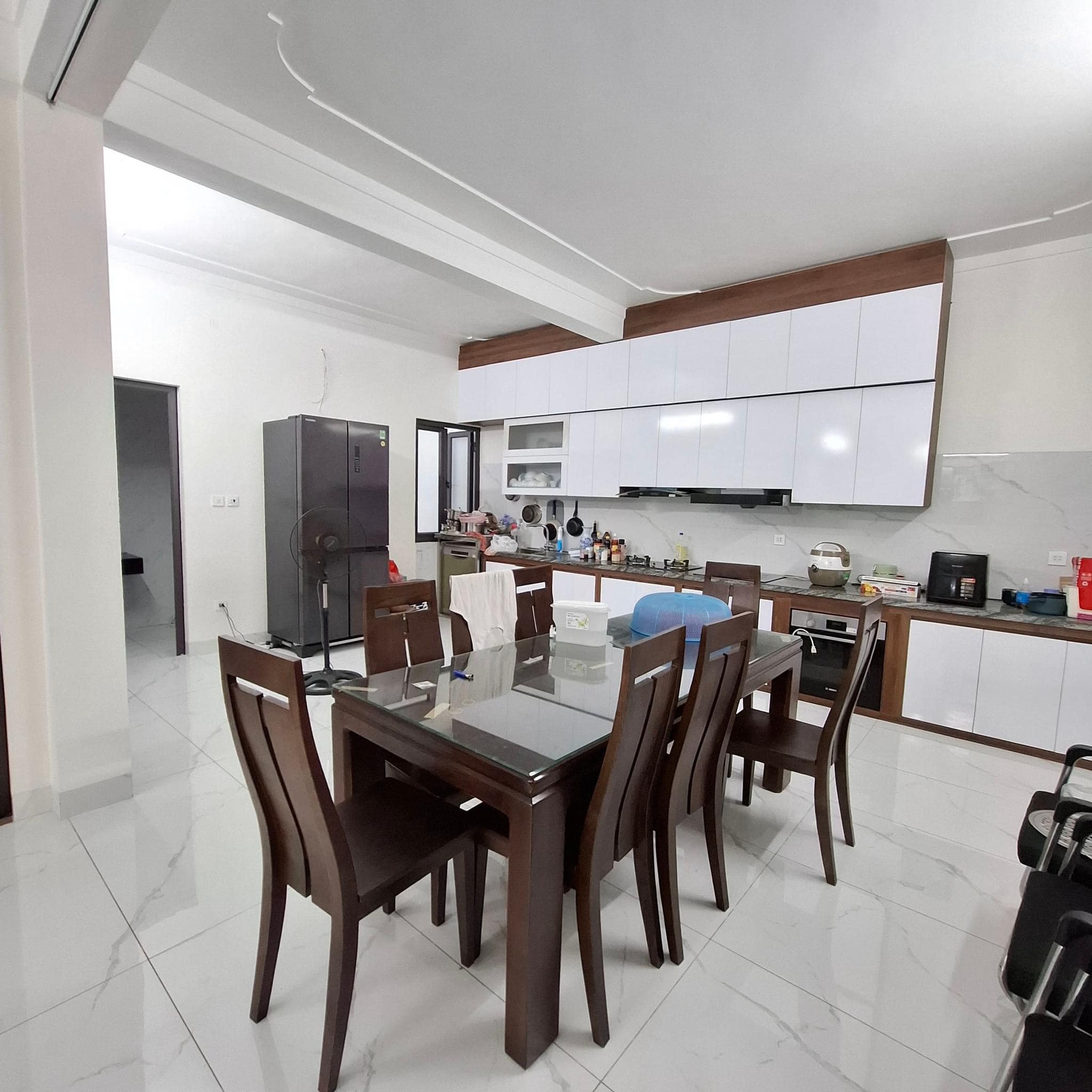 Bán nhà phố Vạn Phúc, nhà dân xây, mặt tiền rộng, đường ô tô tránh, giá tốt