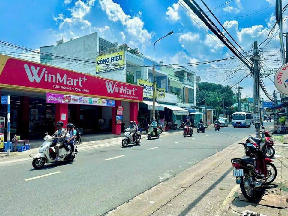 Một lô duy nhất mặt tiền to, đường trước 12m vị trí khu tái định cư Lộc An - Bình Sơn