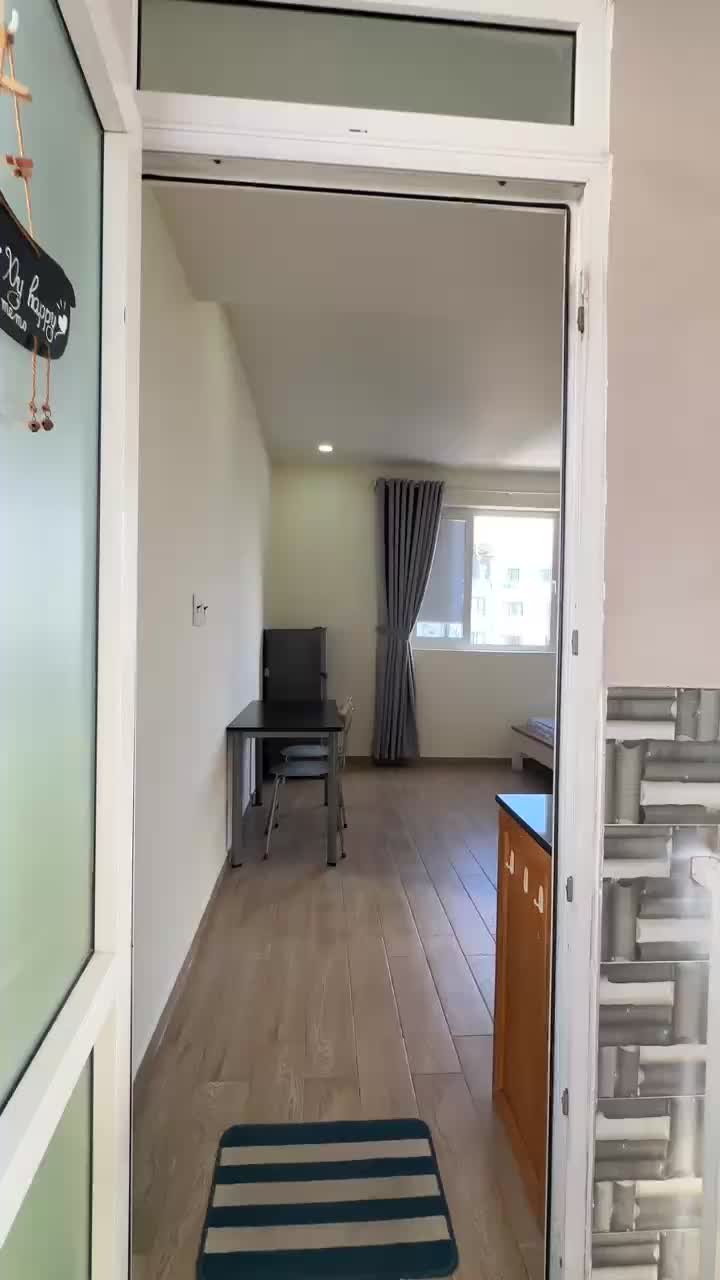Cho thuê studio Quận 7 cửa sổ lớn đầy đủ nội thất, rộng rãi siêu thoáng mát