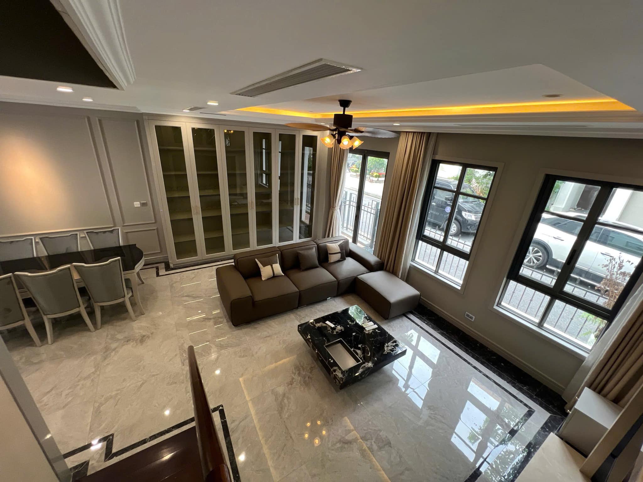 The Manor Central Park Nguyễn Xiển, hoàn thiện đẹp, 5 tầng, thang máy, giá cực tốt