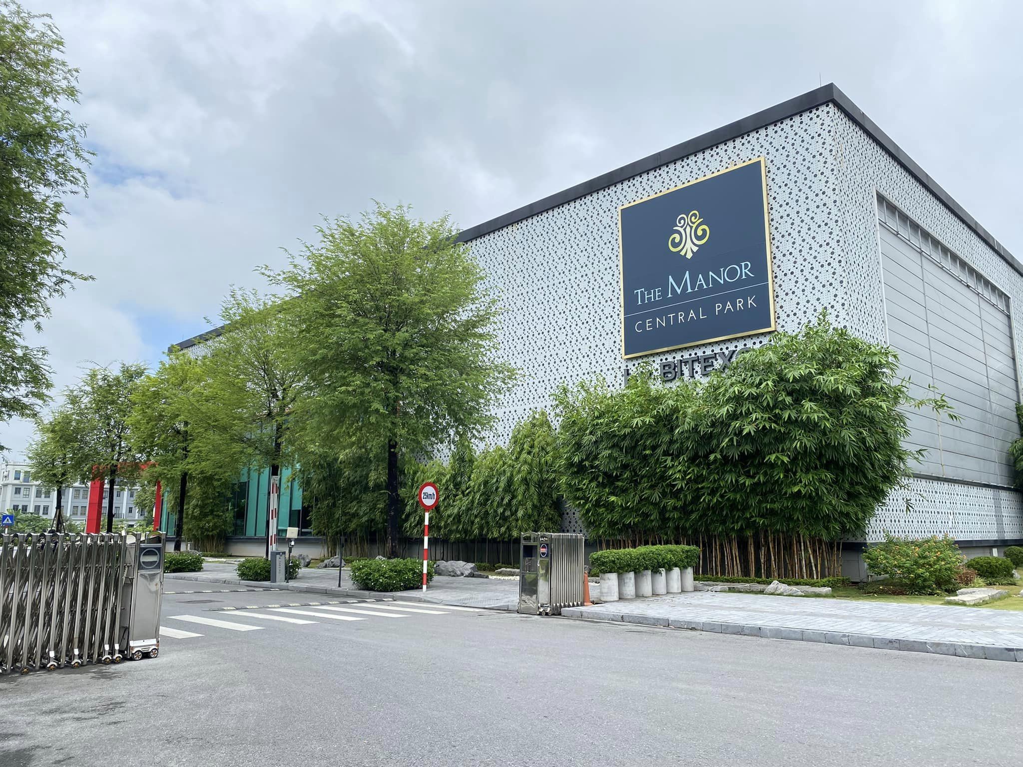 The Manor Central Park Nguyễn Xiển, hoàn thiện đẹp, 5 tầng, thang máy, giá cực tốt