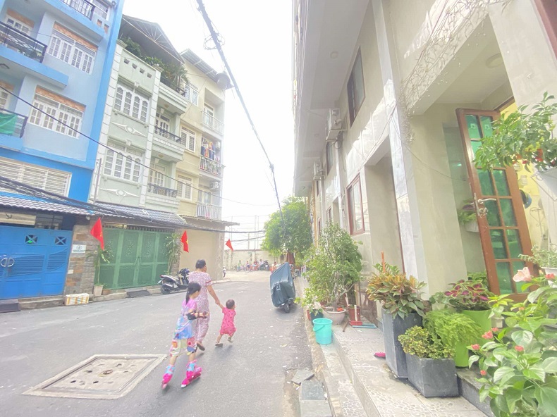 Bán căn hộ dịch vụ hẻm xe hơi hạ chào 4 tỷ, Bạch Đằng, phường 2, Tân Bình, 160m2, 5 tầng, thang máy, giá rẻ