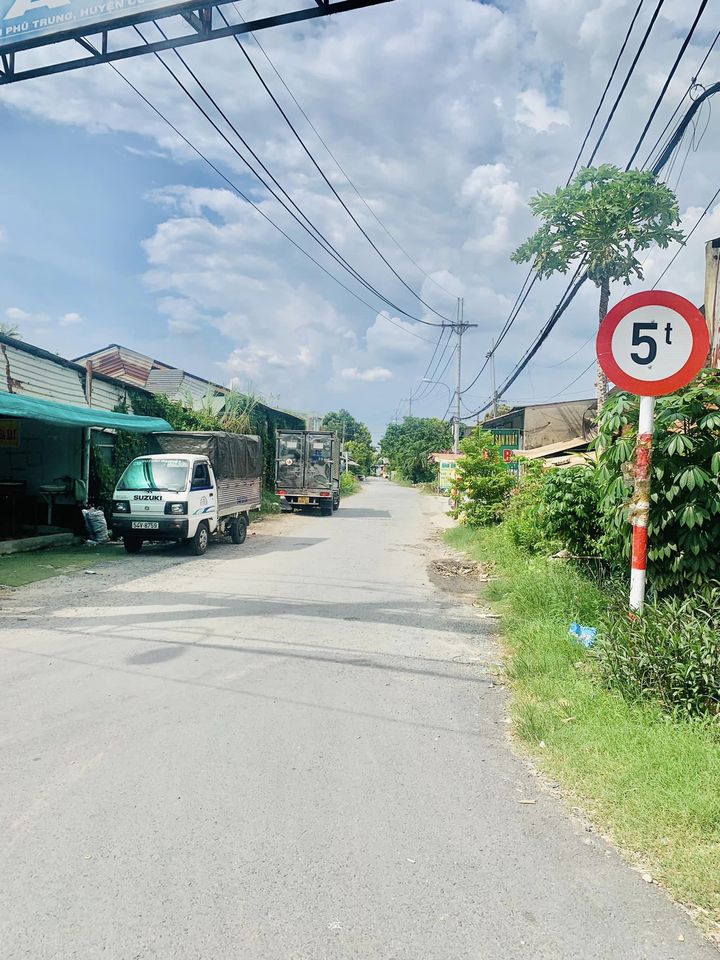 Bà chị gửi bán lô đất đẹp 90m2 gần chợ Việt Kiều giá 1,2 tỷ gọi đặt cọc