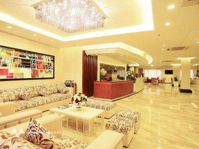 Bán khách sạn 4 sao, trung tâm Cầu Giấy, kết nối giao thông thuận tiện