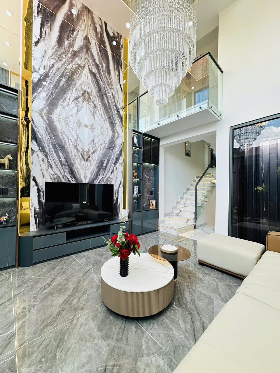 Bán siêu phẩm nhà phố có thang máy đường Phan Huy Ích, phường 14, quận Gò Vấp, Hồ Chí Minh