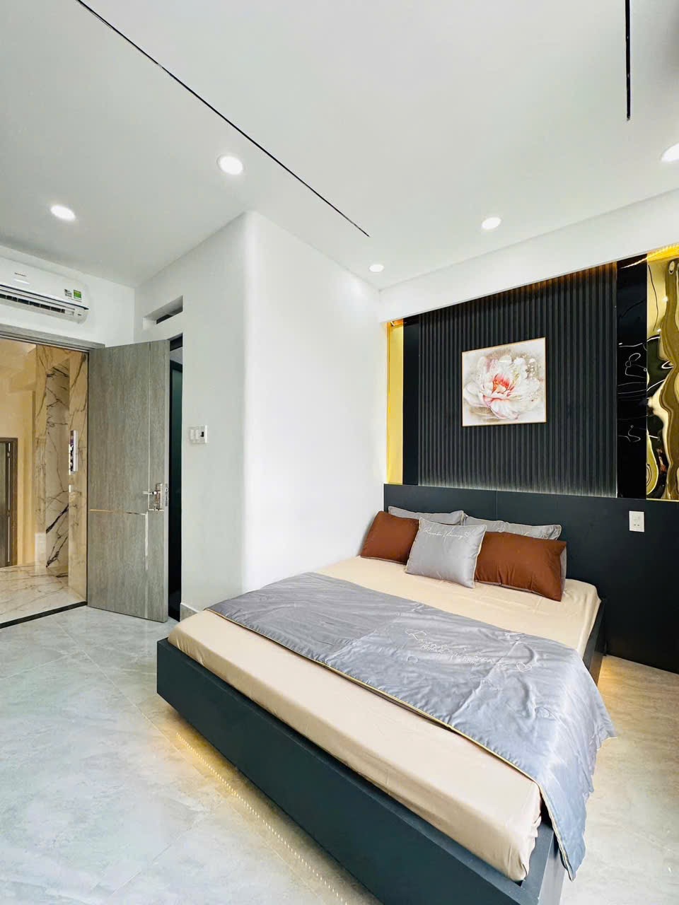 Bán siêu phẩm nhà phố có thang máy đường Phan Huy Ích, phường 14, quận Gò Vấp, Hồ Chí Minh