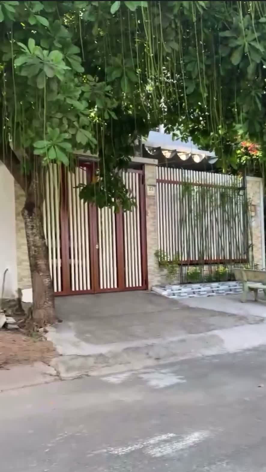 Bán lô đất trong khu dân cư hiện hữu Bình Chánh diện tích 100m2