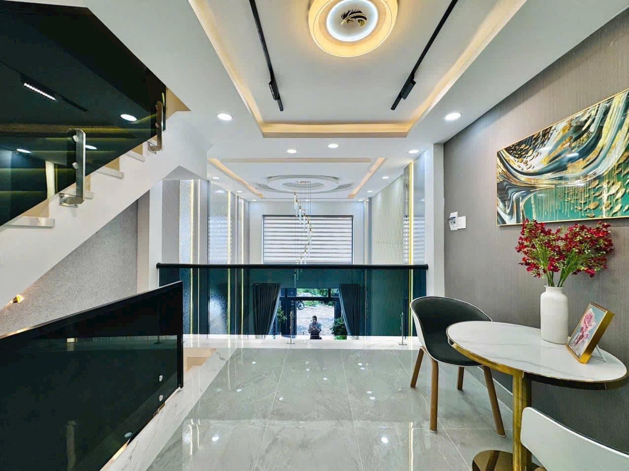 Bán nhà phố liền kề đường Lê Đức Thọ, phường 15, quận Gò Vấp, Hồ Chí Minh