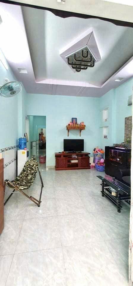 Bán nhà gần chợ Hiệp Thành 100m2, 2 phòng ngủ, 2wc, giá 1,75 tỷ