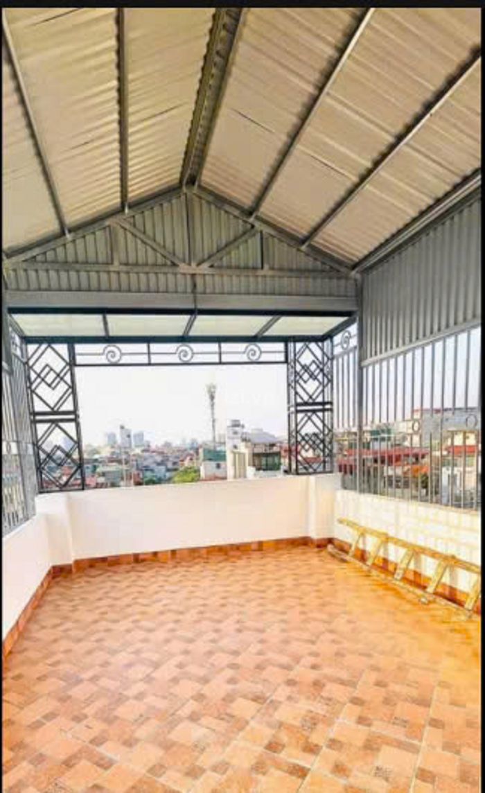 Chính chủ bán nhà 7 tầng, nhà mới, có thang máy, mặt phố số 67 Đại La, quận Hai Bà Trưng