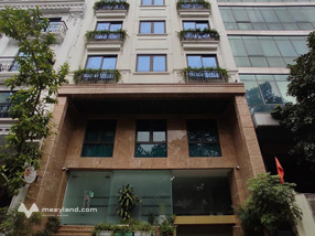 Nhà mặt phố trung tâm Đống Đa, 9 tầng, thang máy mới tinh