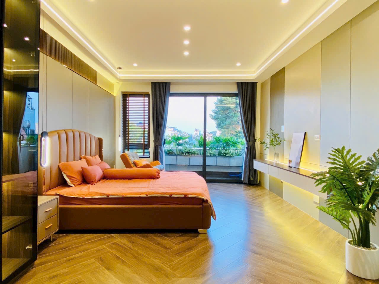 Bán siêu phẩm nhà phố có thang máy đường 12m Huỳnh Văn Nghệ, quận Gò Vấp, Hồ Chí Minh