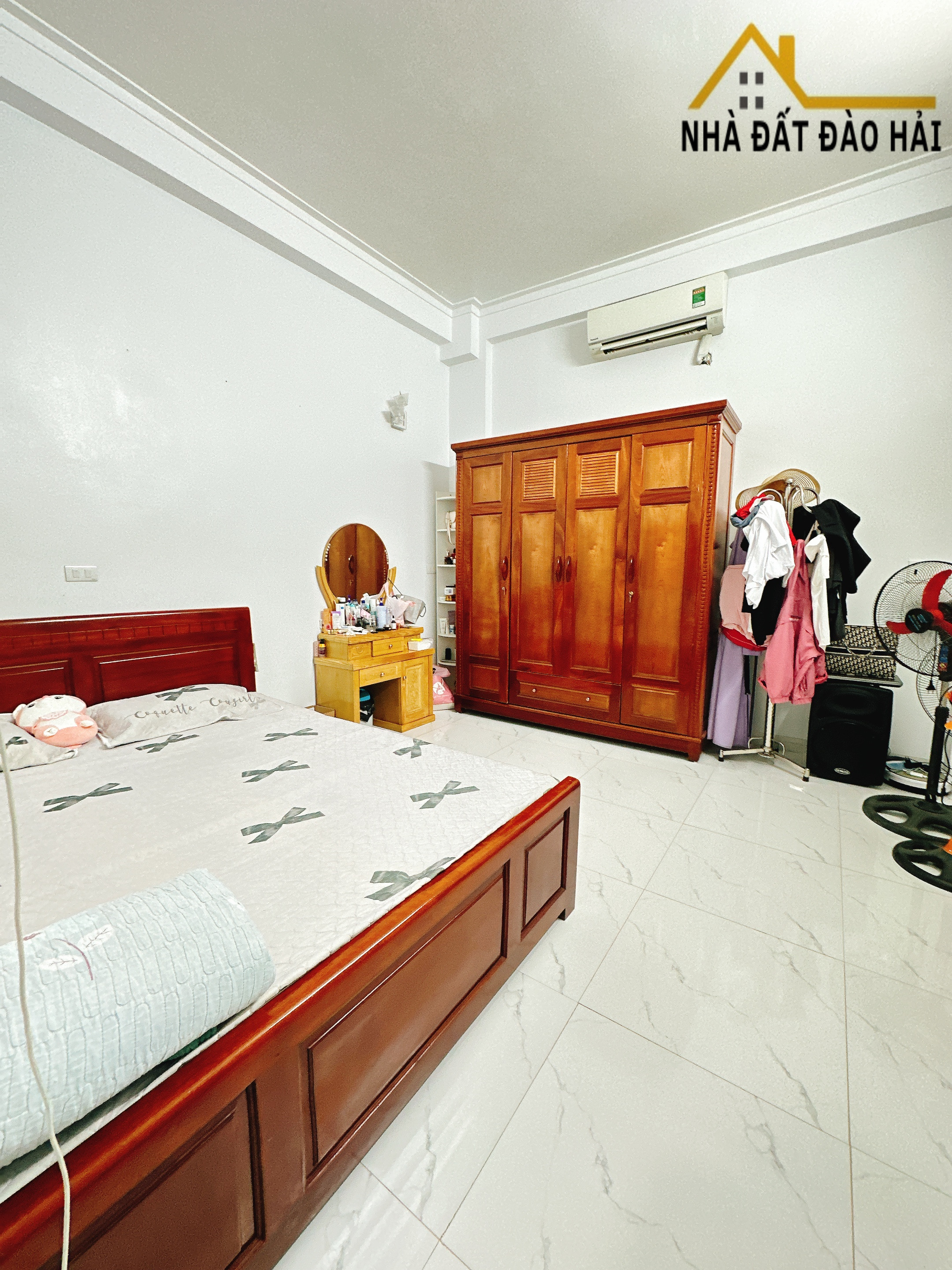Bán nhà 3 tầng phường Trần Hưng Đạo cực đẹp