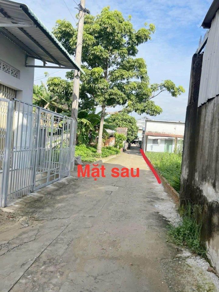 Bán nhanh lô đất 650m2 - giá bán chỉ 2 tỷ 500 triệu - gần khu công nghiệp - chợ Bình Tiền 2 - gọi xem đất