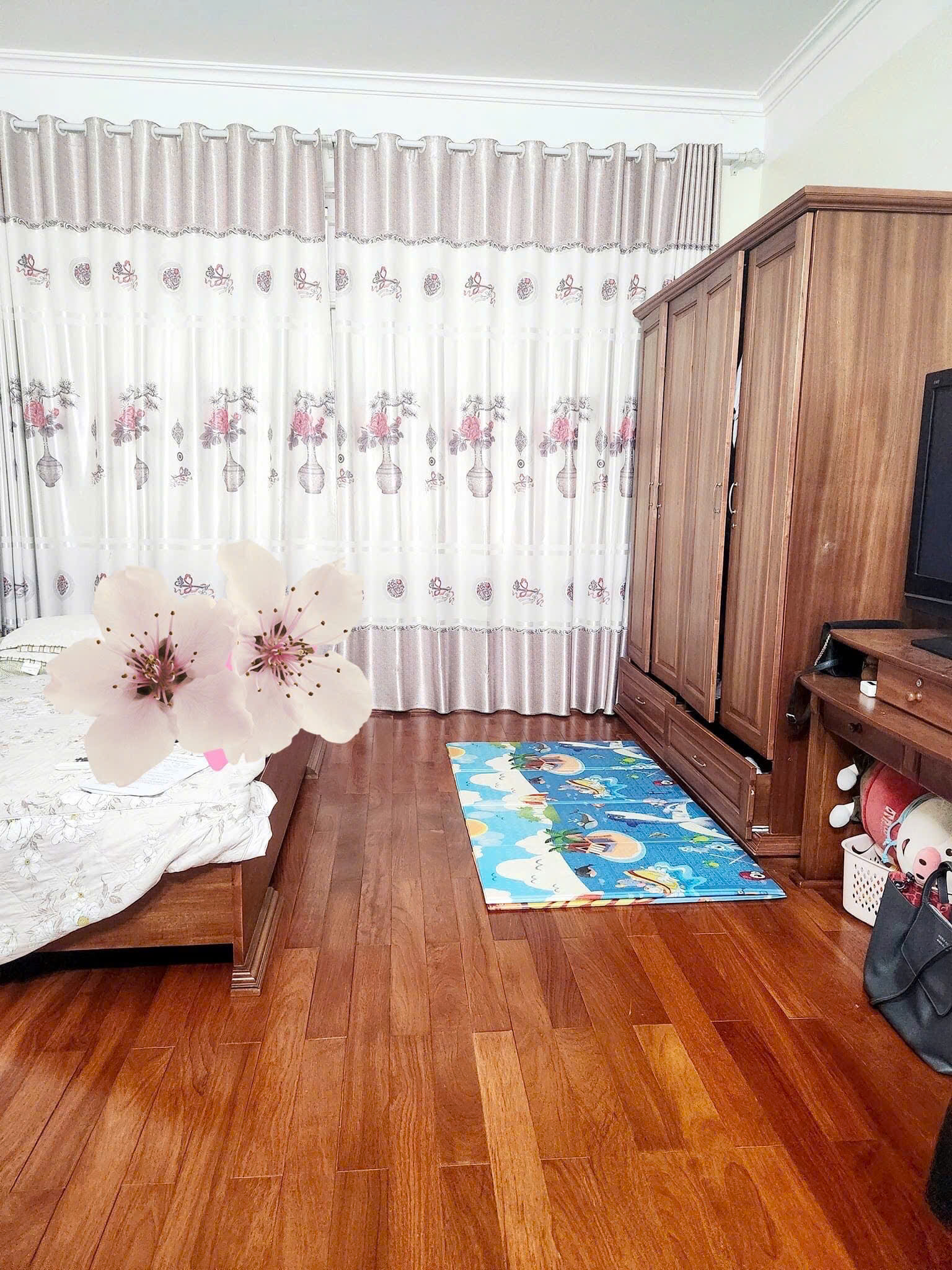 Bán liền kề làng Việt Kiều Châu Âu, hoàn thiện nội thất đẹp, xung quanh tiện ích