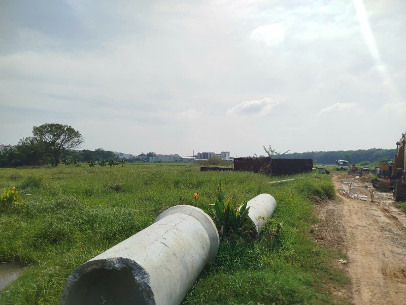 Bán lô đất 10,138m2 - Bà Điểm - Hóc Môn - làm kho xưởng - gọi cho em xem đất