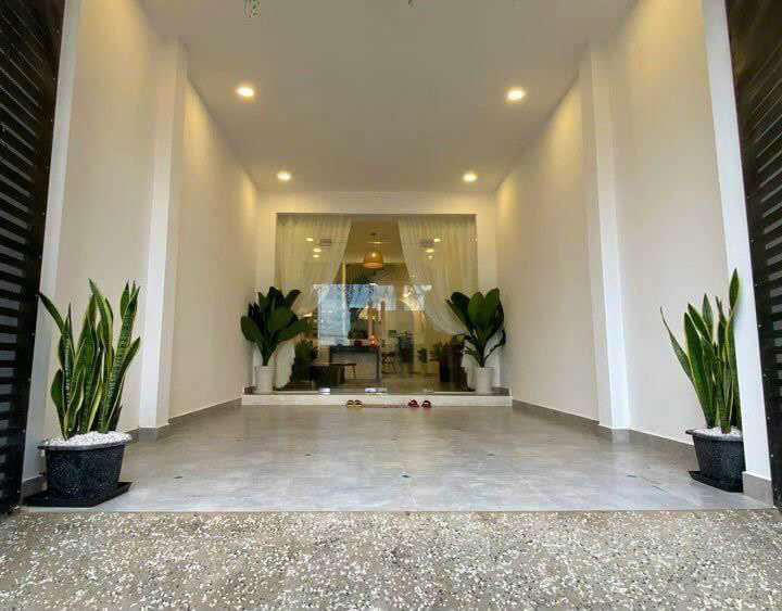 Cần bán gấp nhà mặt đường Làng Tăng Phú, phường Tăng Nhơn Phú A, diện tích 79m2