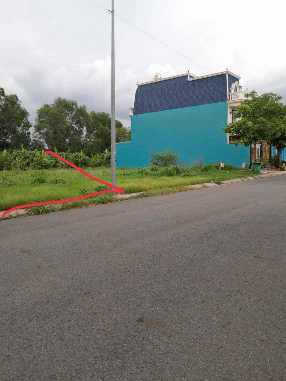 Bán gấp lô đất 166m2- giá nhỉnh 1 tỷ - Phạm Văn Hai, Bình Chánh - gọi cho em xem đất