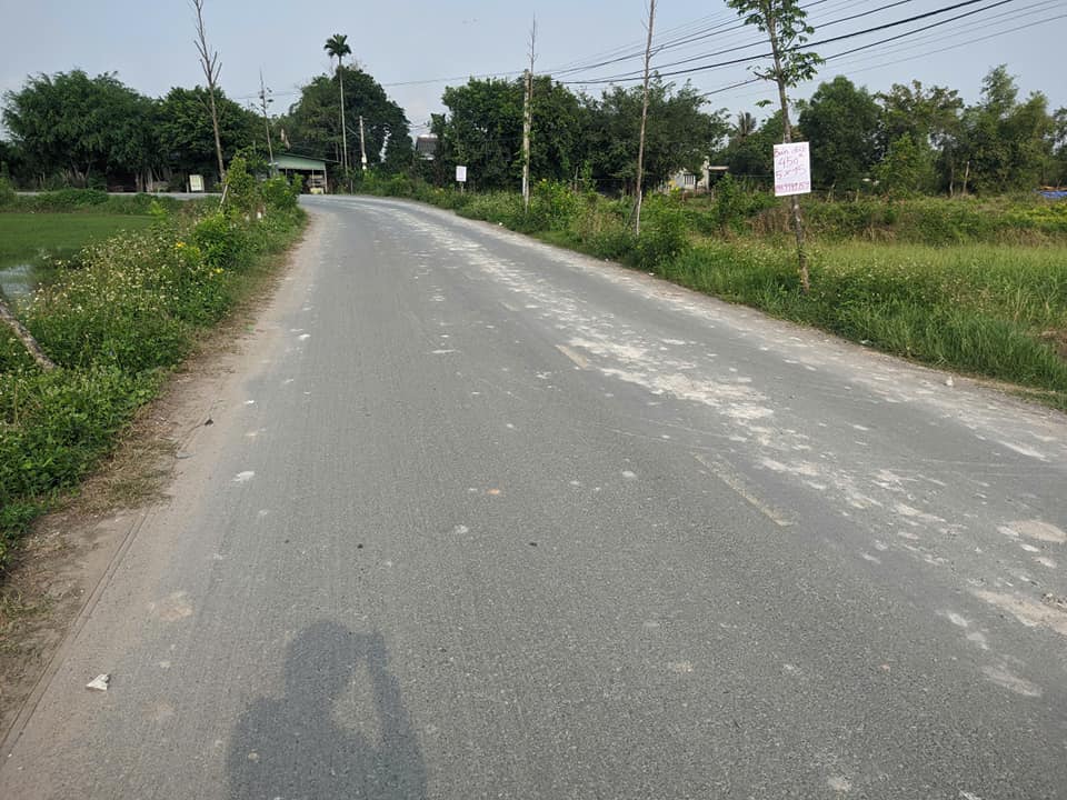 Kẹt tiền bán gấp 288m2 - giá chỉ 2 tỷ - chợ Mỹ Hạnh Nam - Đức Hòa - Long An