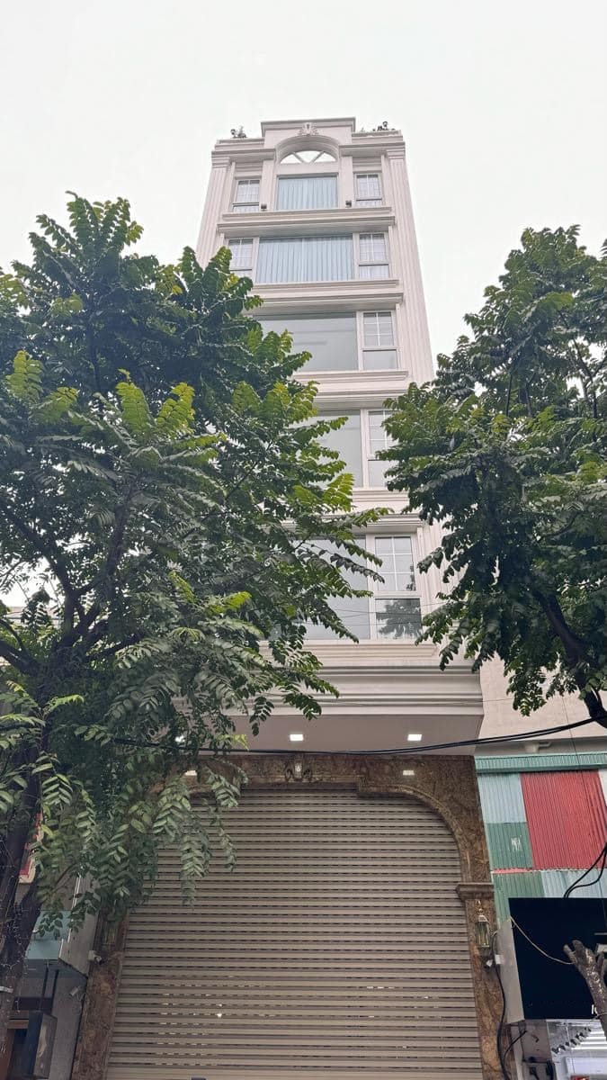 Nhà phố Thái Thịnh, trung tâm Đống Đa, 10 tầng, thang máy mới tinh