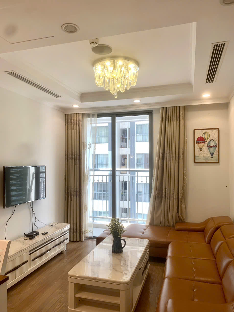 Chủ nhà làm ăn được lộc, chuyển đến căn to hơn, bán căn hộ P10 Times City 68m2, 6,58 tỷ đủ đồ