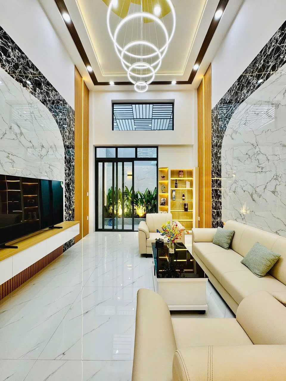Bán siêu phẩm nhà phố có thang máy đường Nguyễn Văn Khối, phường 09, quận Gò Vấp, Hồ Chí Minh