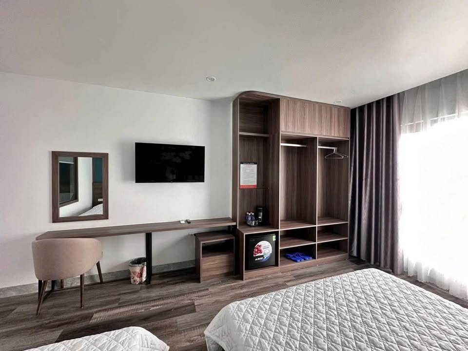 Chính chủ Bán Khách sạn mới xây đường Hậu Cần - Bãi Cháy, Hạ Long