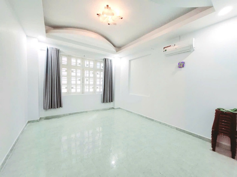 Bán nhà mặt tiền kinh doanh Lý Thường Kiệt, phường 8, Tân Bình, 100m2, 5 tầng, thang máy