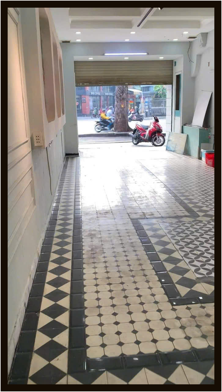 Bán nhà mặt tiền 4m x 22m Trần Hưng Đạo, quận 1, thành phố Hồ Chí Minh