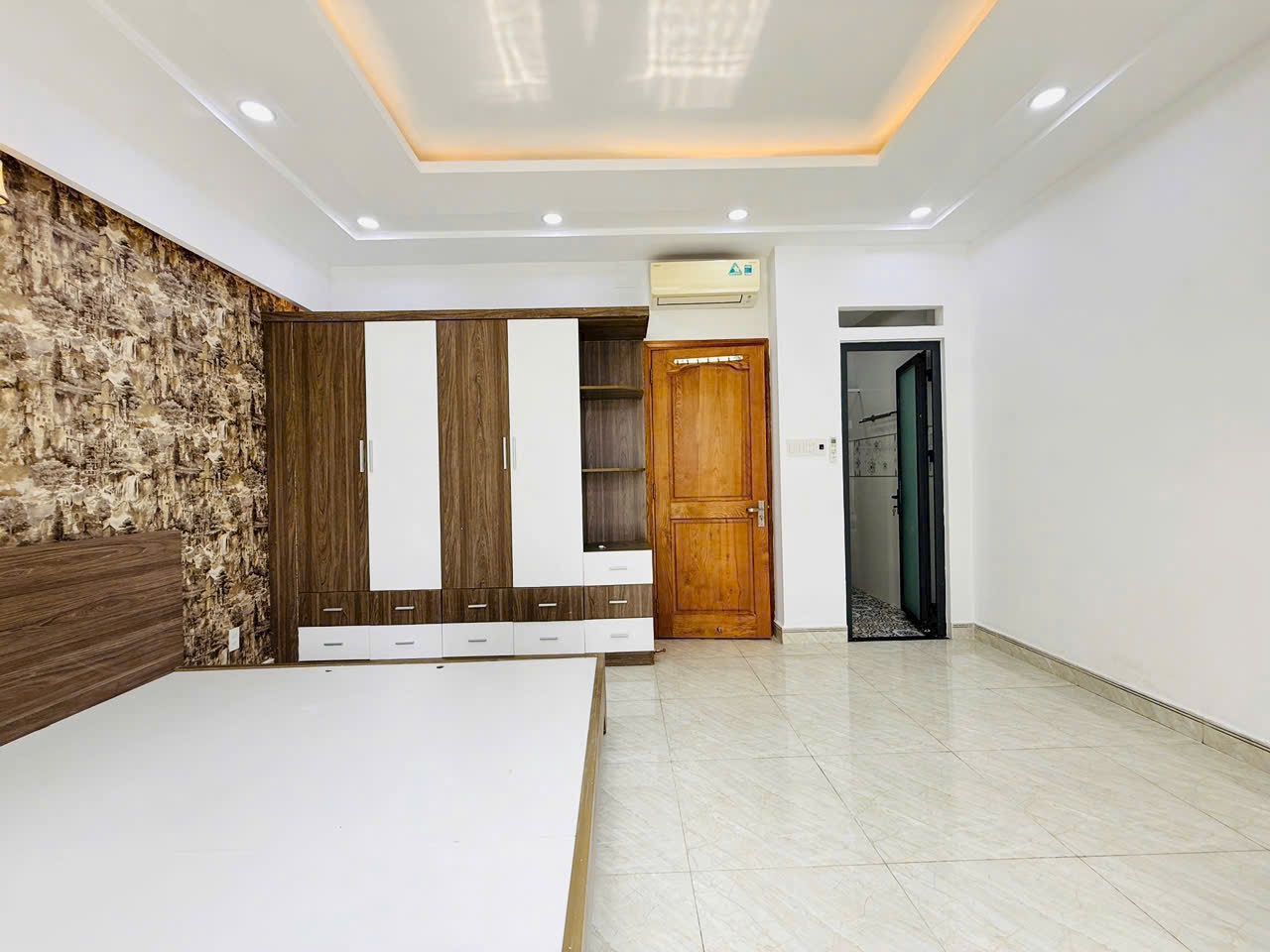 Bán nhà phố đẹp đường Thống Nhất, phường 16, quận Gò Vấp, Hồ Chí Minh