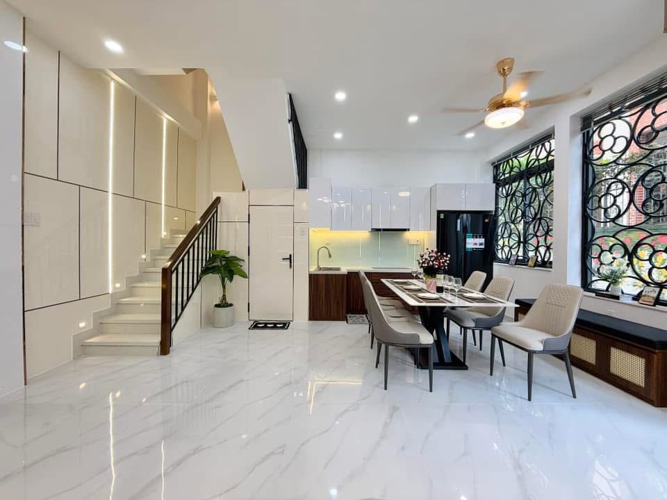 Bán nhà phố đẹp đường số 18, phường 08, quận Gò Vấp, Hồ Chí Minh