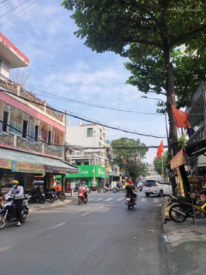 Nhà mặt tiền kinh doanh hạ chào 1,5 tỷ Nguyễn Súy, Tân Quý, Tân Phú, 128m2, 4 tầng, 6 phòng ngủ