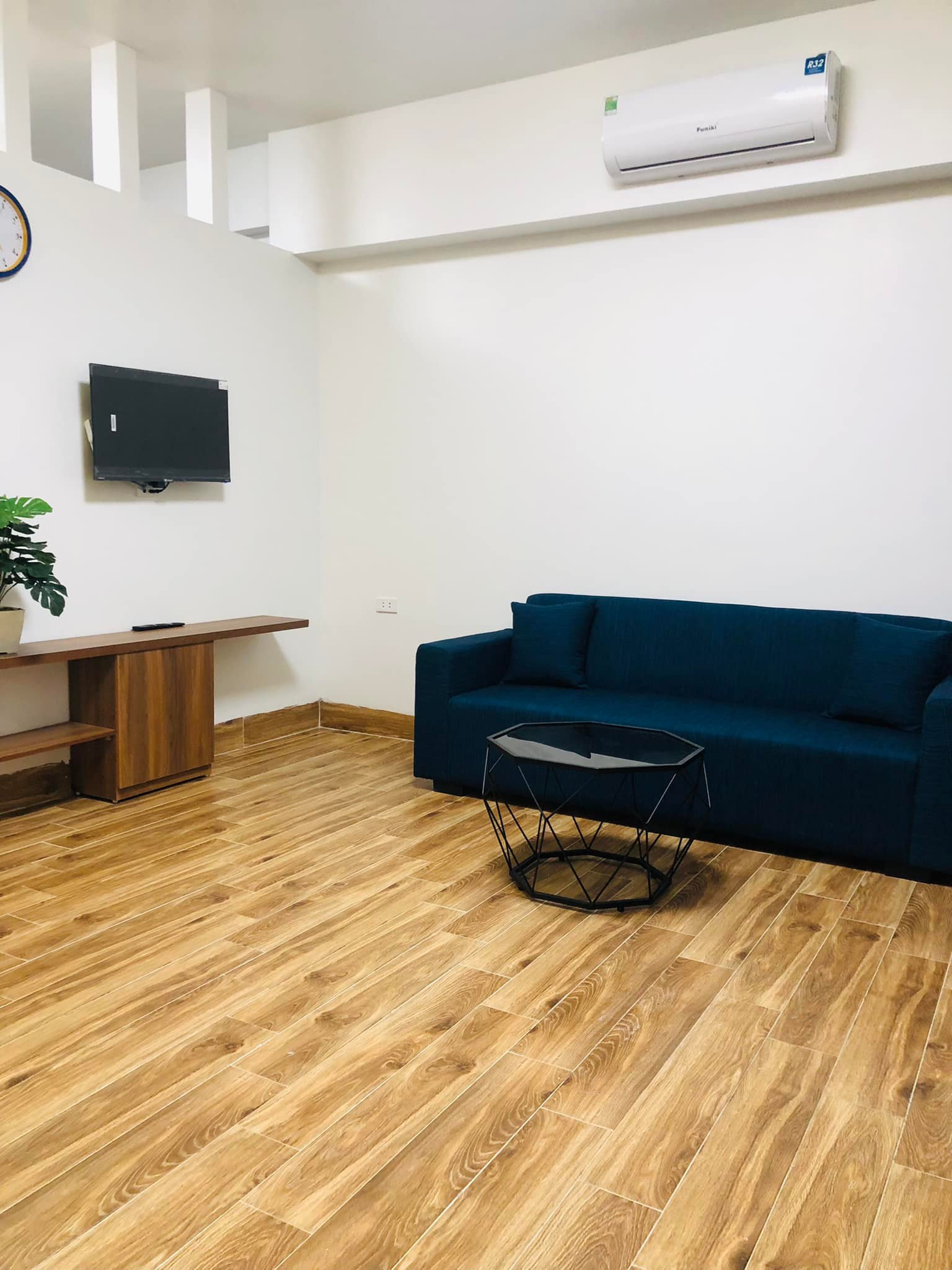 Chung cư mini phố Nhật Chiêu, Tây Hồ, cho thuê 180 triệu/ tháng