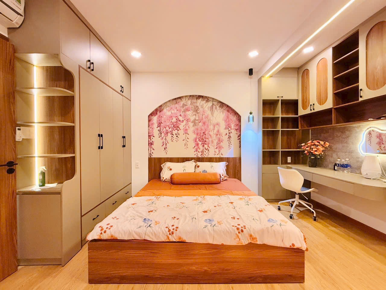 Bán nhà phố đẹp đường Nguyễn Kiệm, phường 03, quận Gò Vấp, Hồ Chí Minh