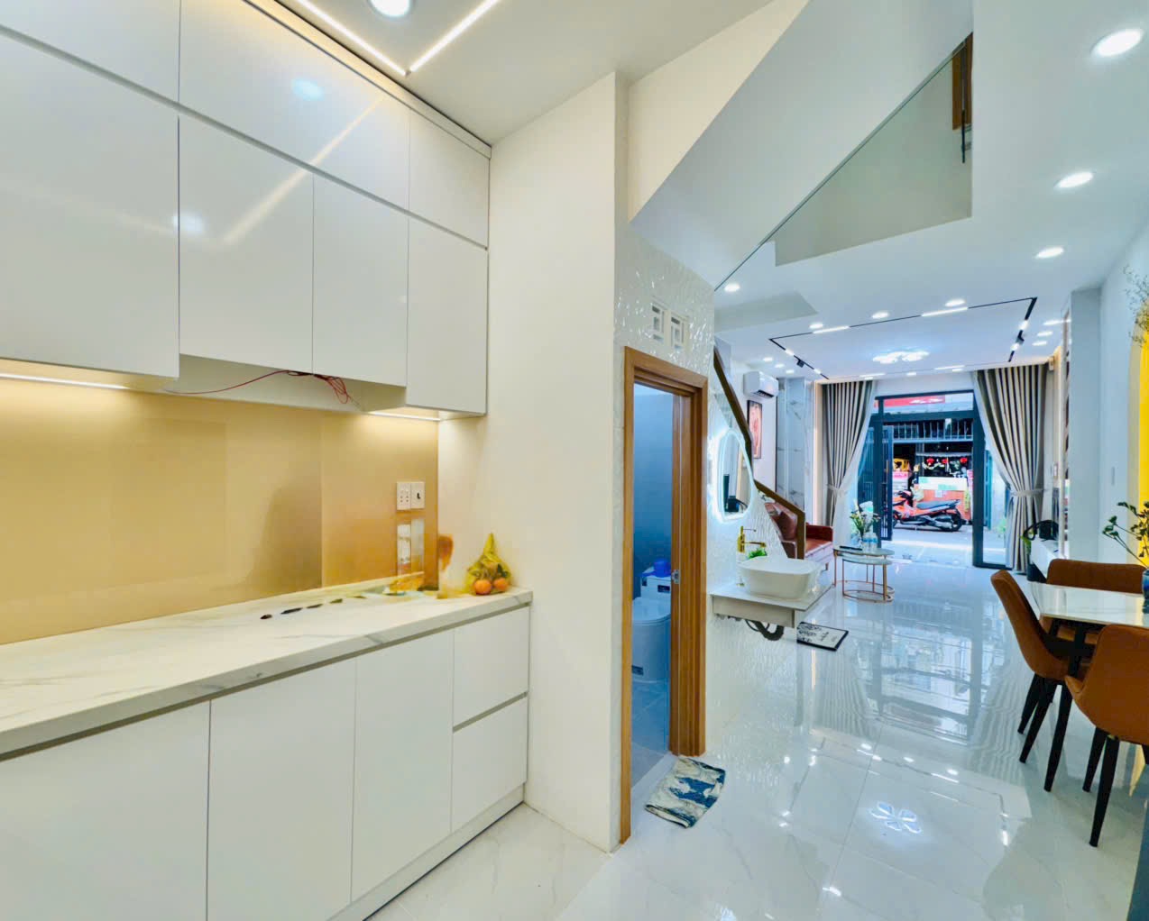 Bán nhà phố đẹp hẻm xe hơi đường Nguyễn Văn Nghi, phường 07, quận Gò Vấp, Hồ Chí Minh