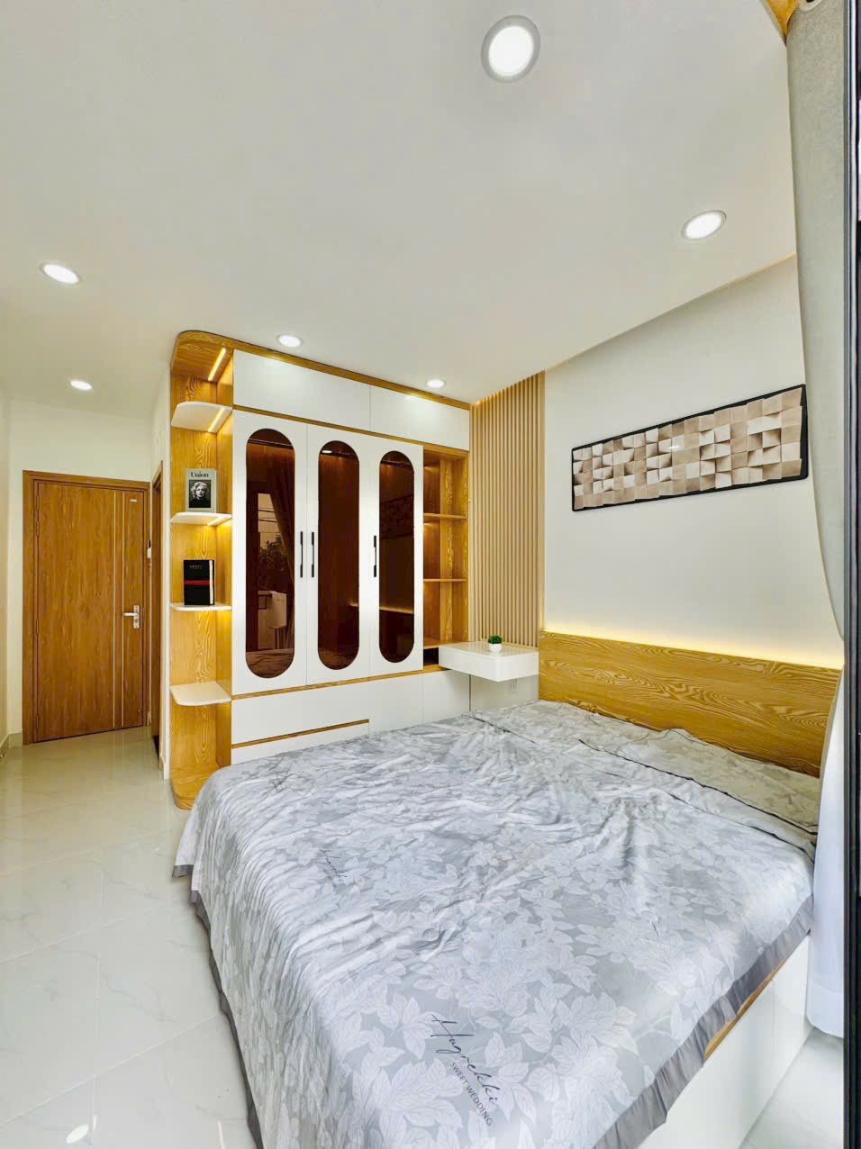 Bán nhà phố đẹp hẻm xe hơi đường Nguyễn Văn Nghi, phường 07, quận Gò Vấp, Hồ Chí Minh