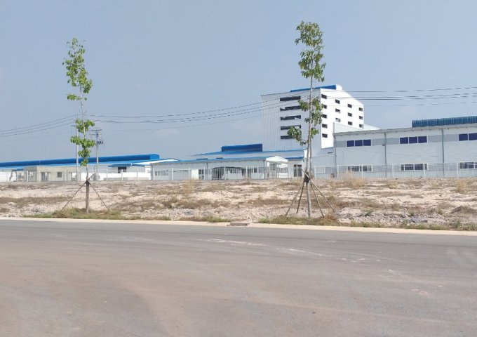 Bán gấp 460m2 sẵn, đất ngay Bình Dương gần chợ, dân cư đông, giá 560 triệu xây trọ mở quán được