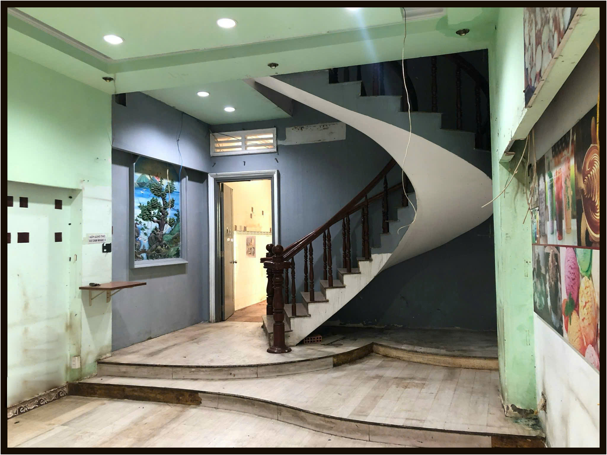 Cần bán rẻ nhà phố 4,8m x 18m, 1 trệt, 3 lầu, Nguyễn Trãi, quận 1, thành phố Hồ Chí Minh