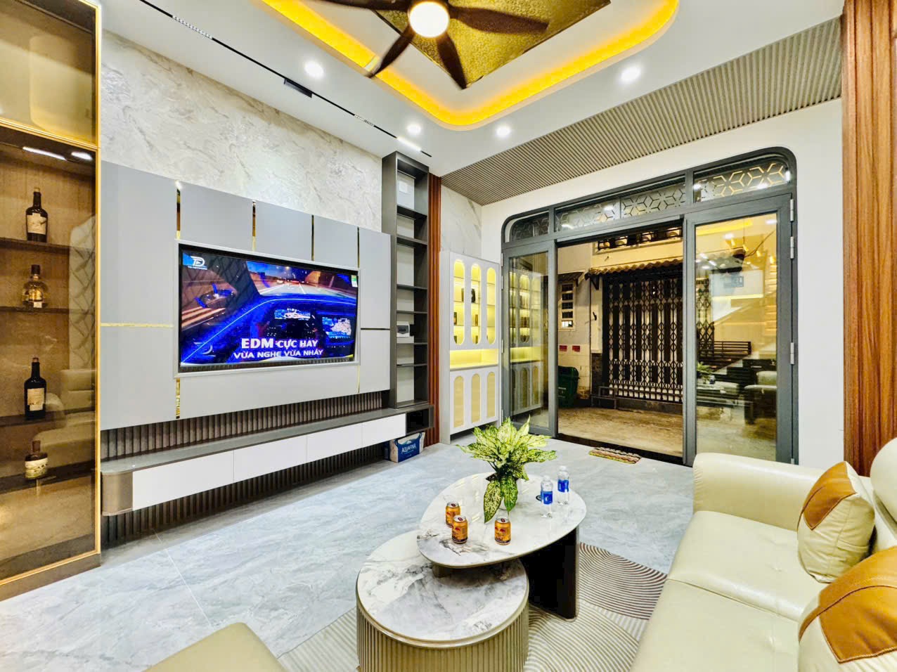 Bán nhà phố đẹp hẻm xe hơi đường Bùi Quang Là, phường 12, quận Gò Vấp, Hồ Chí Minh