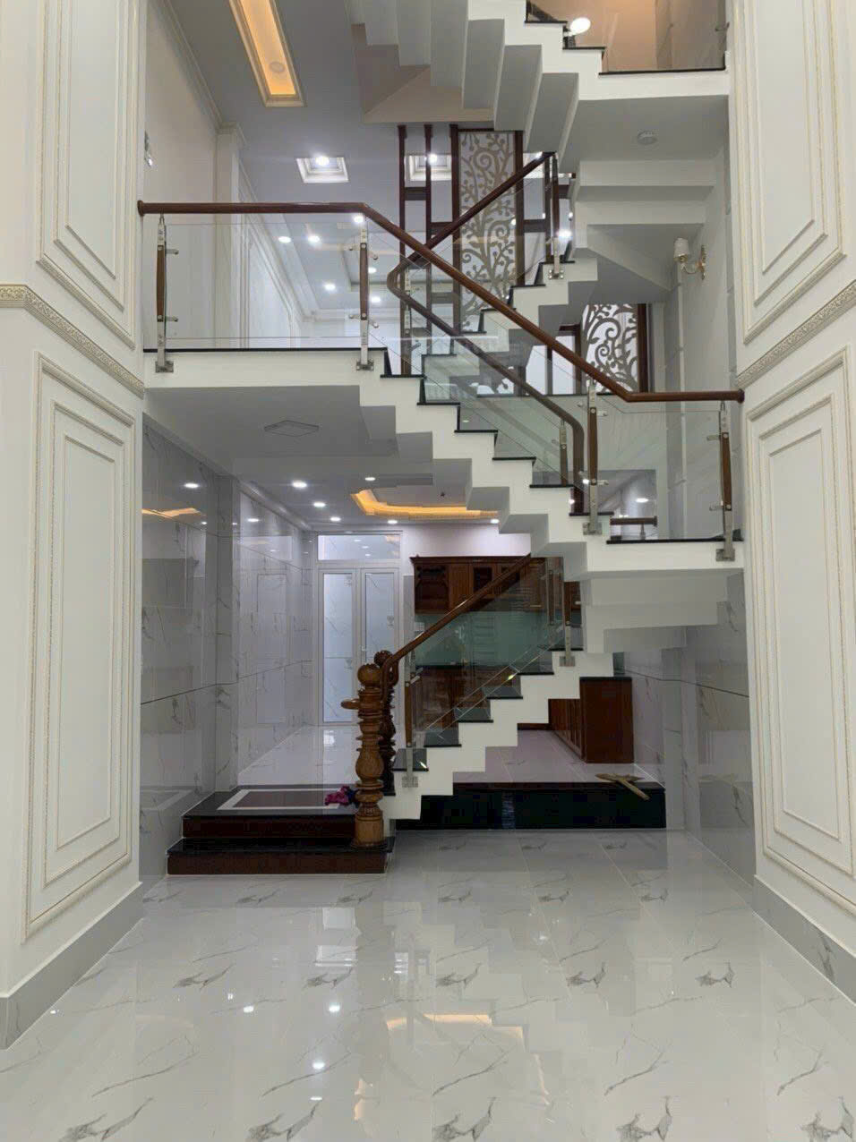 Cần bán rẻ nhà phố 4m x 14,2m, 1 trệt, 4 lầu, Quốc Lộ 50, quận 8, thành phố Hồ Chí Minh