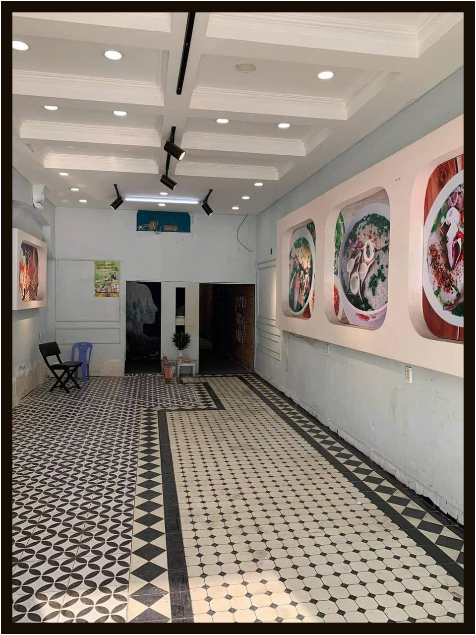 Bán nhà mặt tiền 4m x 22m Trần Hưng Đạo, quận 1, thành phố Hồ Chí Minh