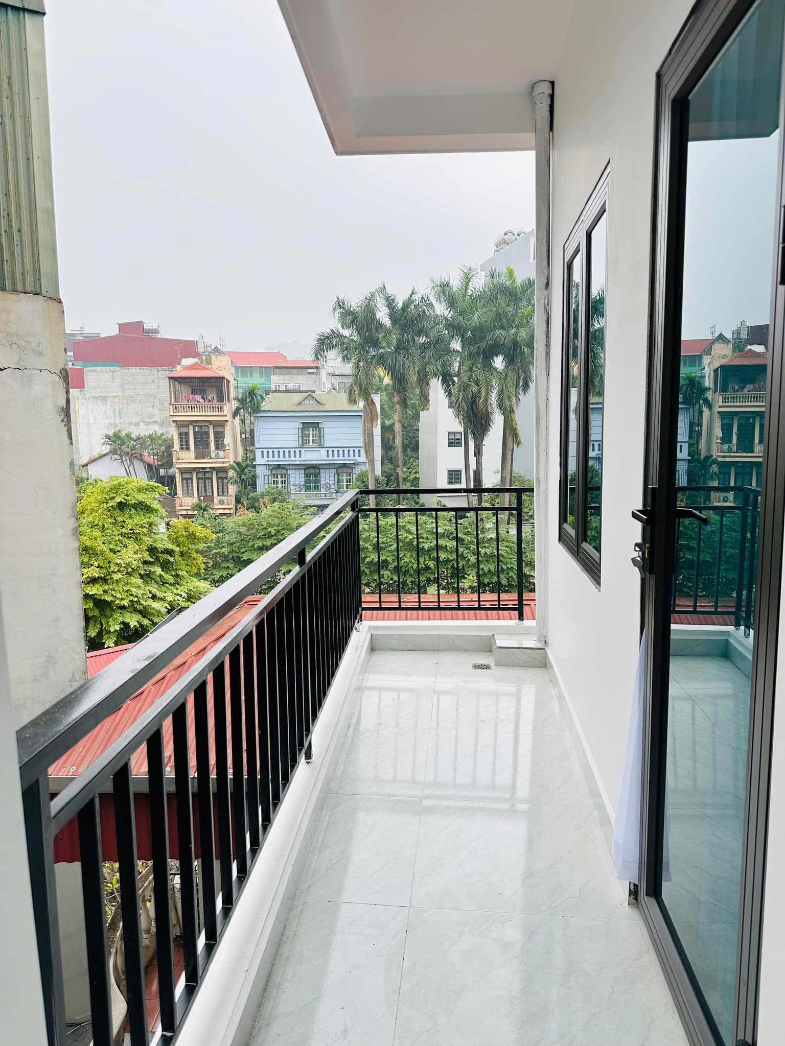 Cực hiếm Kim Mã 30m, mặt tiền 5.8m, Ba Đình, an sinh tốt, ở cực sướng, tặng full nội thất