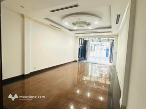 Nhà mặt phố Linh Lang, trung tâm Ba Đình, 7 tầng, thang máy