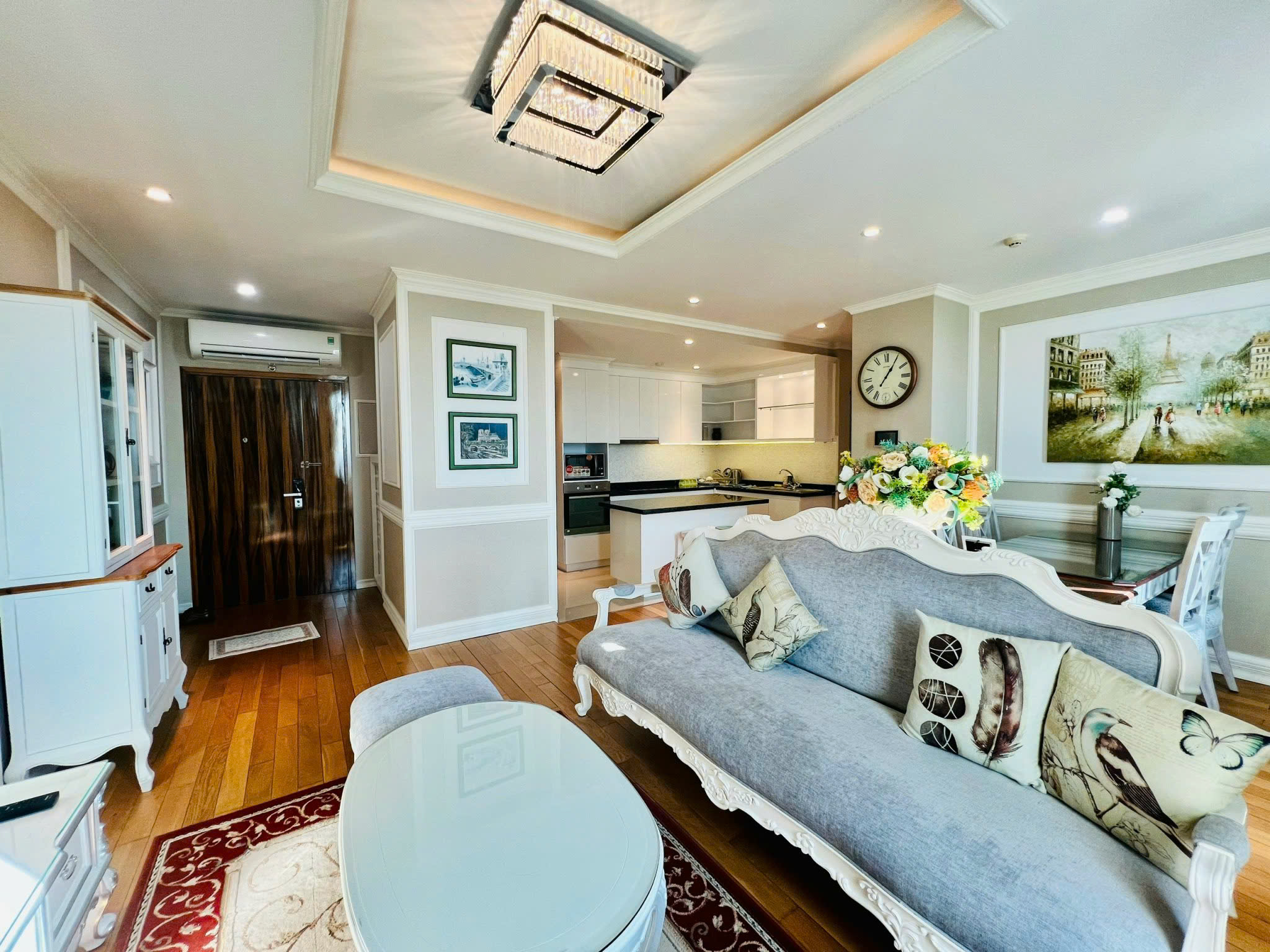 Siêu phẩm cho thuê căn hộ Leman Luxury 2 phòng ngủ, 2WC full nội thất đẹp