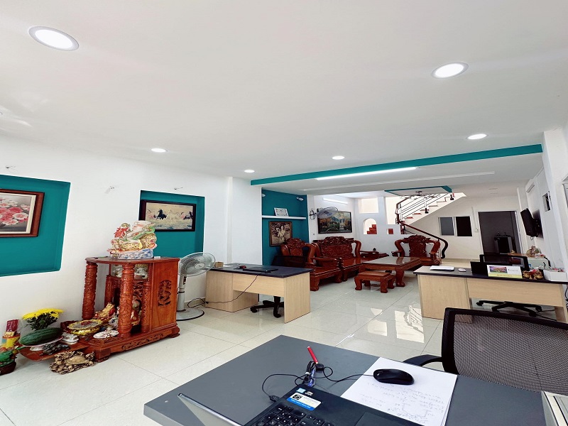 Bán nhà hẻm 8m kinh doanh Cộng Hoà, phường 13, Tân Bình, 136m2, 2 tầng, giá rẻ