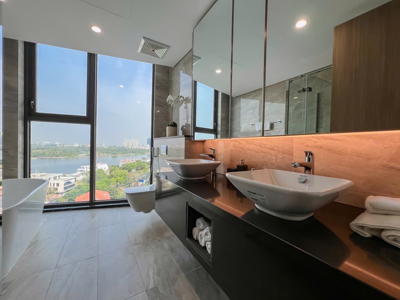 Bán Thảo Điền Green 3 phòng ngủ full nội thất - view sông trực diện - đã có sổ hồng