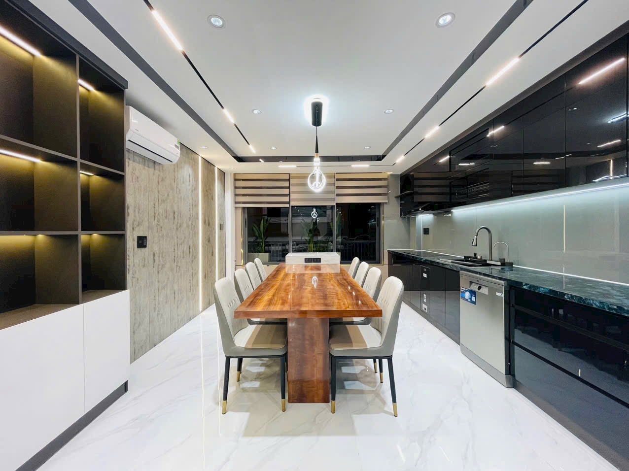 Bán nhà phố đẹp hẻm xe hơi đường Quang Trung, phường 08, quận Gò Vấp, Hồ Chí Minh