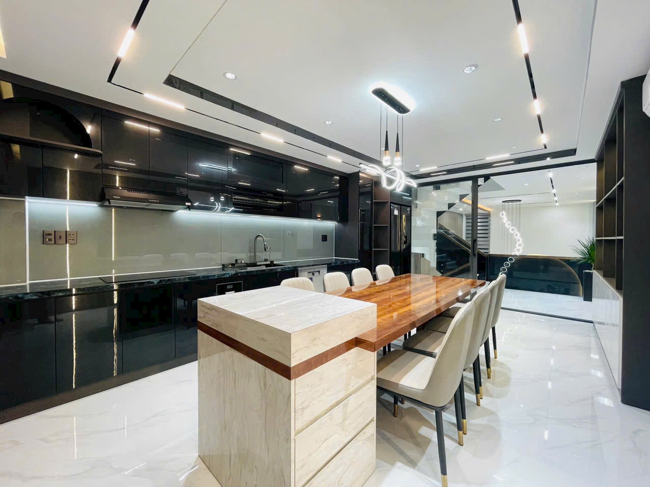 Bán nhà phố đẹp hẻm xe hơi đường Quang Trung, phường 08, quận Gò Vấp, Hồ Chí Minh